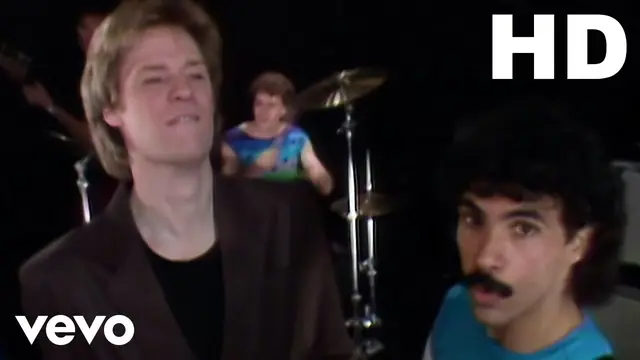 Daryl Hall &amp; John Oates - You Make My Dreams (Official HD Video)
